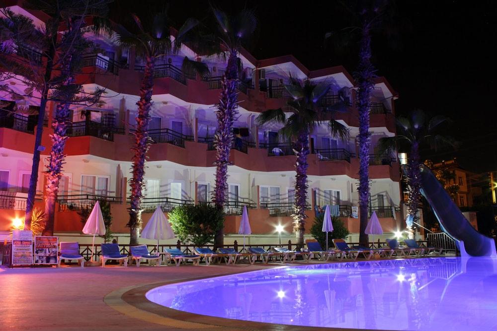 Semoris Hotel Side Exteriör bild