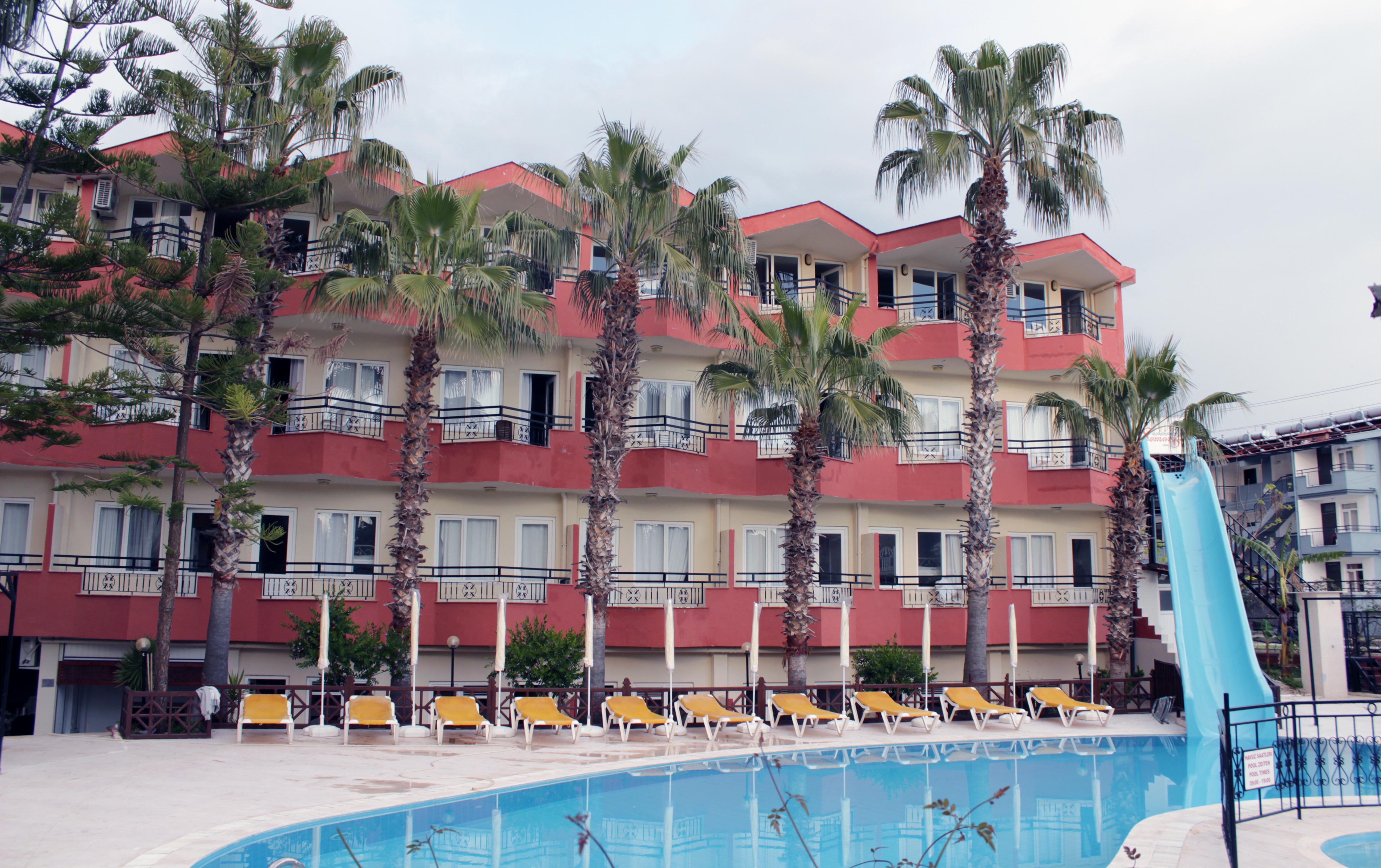 Semoris Hotel Side Exteriör bild